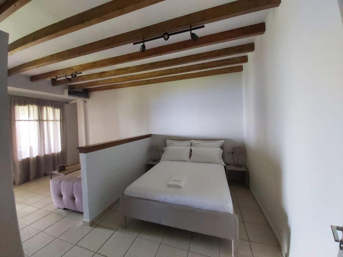 Liogerma Apartments Τσουκαλάδες Εξωτερικό φωτογραφία